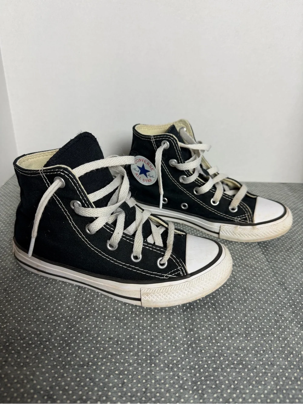 Converse Black and White High-Top Sneakers Kids size 13